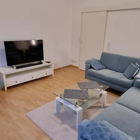 Charmante, Ruhige Erdgeschosswohnung Mit Balkon Апартаменты *