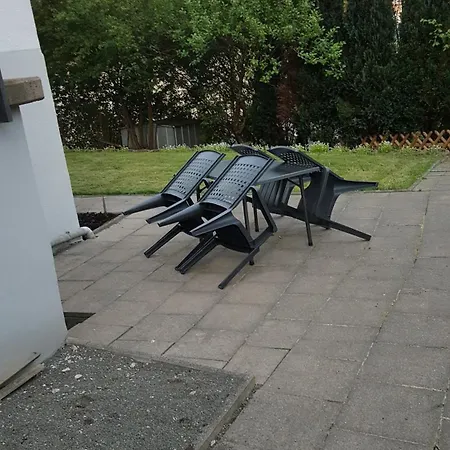 Charmante, Ruhige Erdgeschosswohnung Mit Balkon Apartamento *