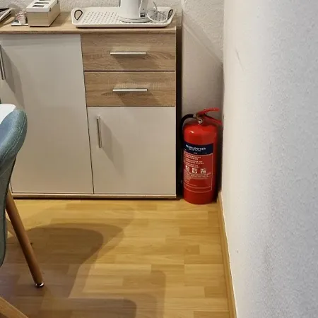 Charmante, Ruhige Erdgeschosswohnung Mit Balkon Apartment *