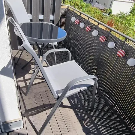 아파트 Charmante, Ruhige Erdgeschosswohnung Mit Balkon