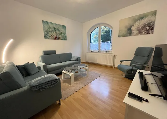 Апартаменты Charmante, Ruhige Erdgeschosswohnung Mit Balkon