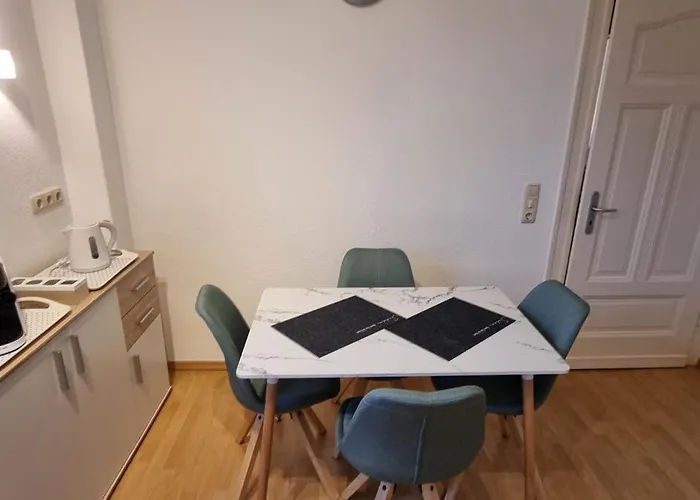 Lejlighed Charmante, Ruhige Erdgeschosswohnung Mit Balkon