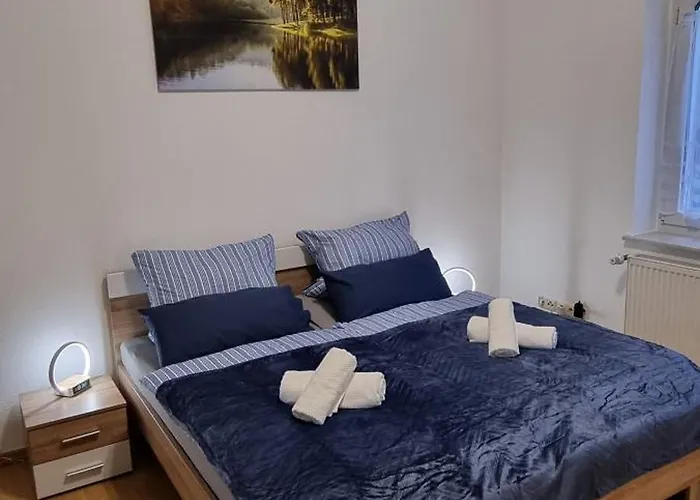 Charmante, Ruhige Erdgeschosswohnung Mit Balkon Lejlighed